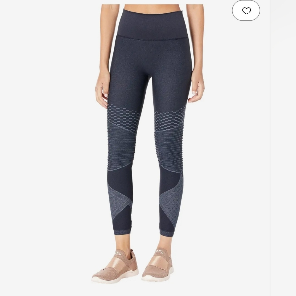 NWT Spanx Seamless Moto Legging size Medium in indigo sky